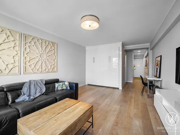 408 West 57th Street image 2 of 7