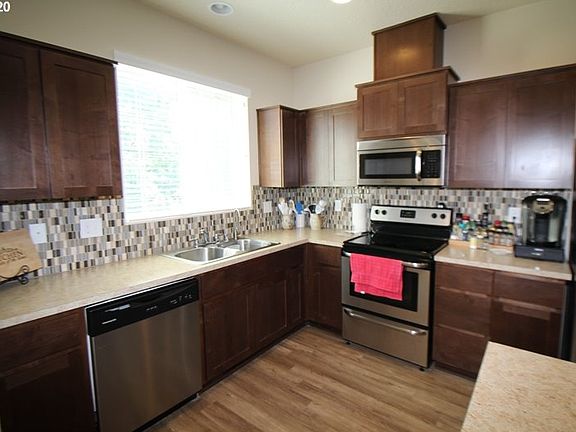 4th image of 8421 NE 14th Ave