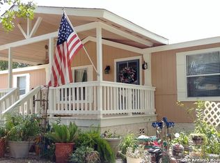 225 Brianna Ct, Von Ormy, TX 78073