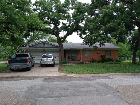 2501 Oak Dr