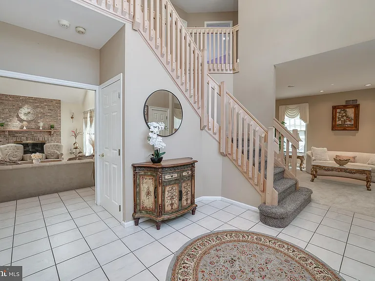 15 Scenic Dr — Photo 2