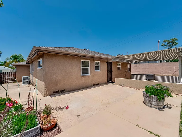 6681 Birchwood St — Photo 24