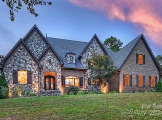 141 Huncoat Hollow Ln, Iron Station, NC 28080