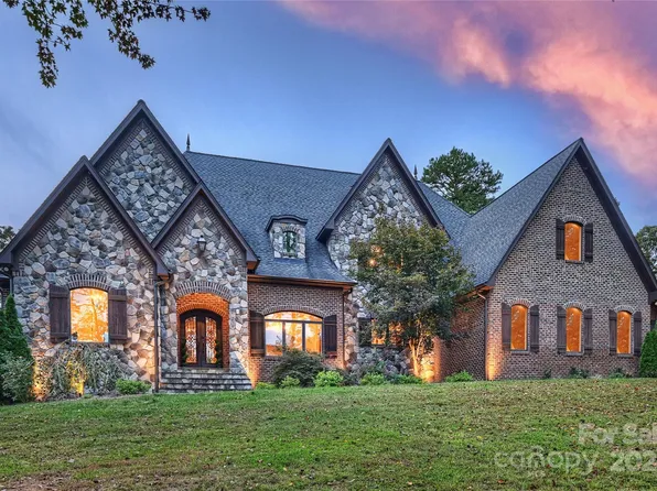 141 Huncoat Hollow Ln, Iron Station, NC 28080