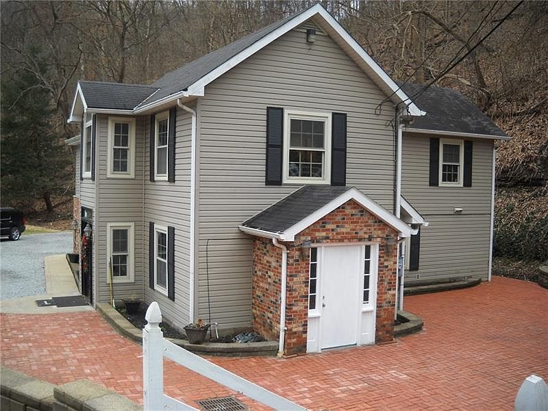 2nd image of 1299 Rodi Rd