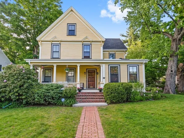 67 Church St #67, Winchester, MA 01890