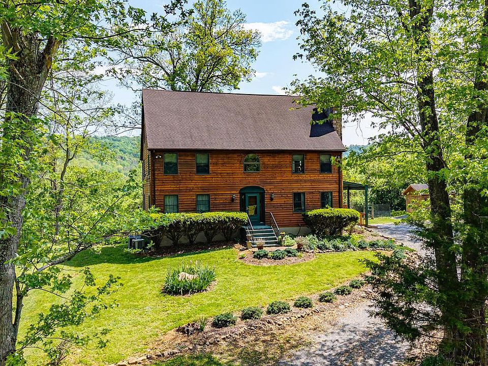 1st image of 245 River House Ln