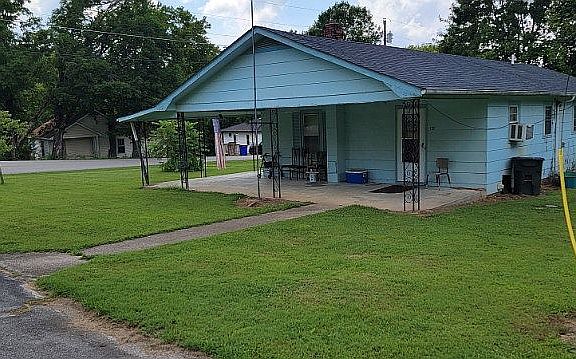 2nd image of 4130 Brownsville Rd