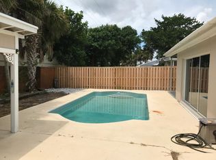 121 3rd Ave APT B, Indialantic, FL 32903