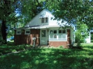 805 W Saint Louis St, West Frankfort, IL 62896
