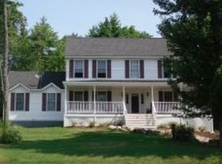 22 Barberry St, Hooksett, NH 03106