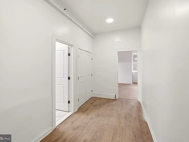 6012 Ridge Ave #7 — Photo 6