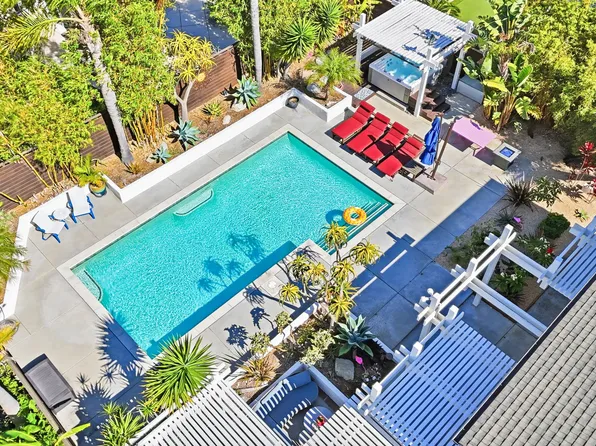 17982 Dellglen Cir, Huntington Beach, CA 92647
