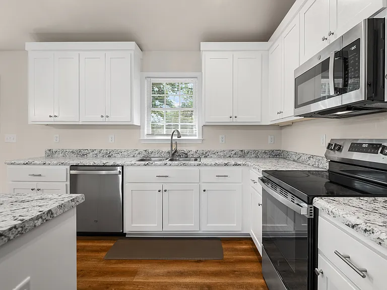 3867 Perthshire Ln — Photo 38