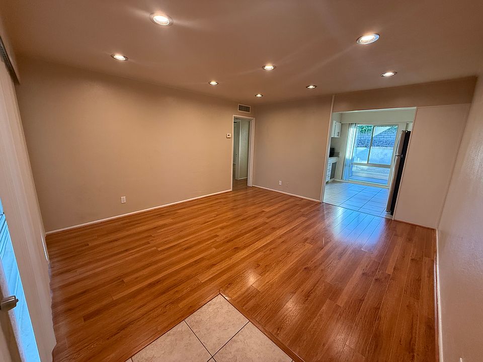 2 Bedroom/1 Bathroom