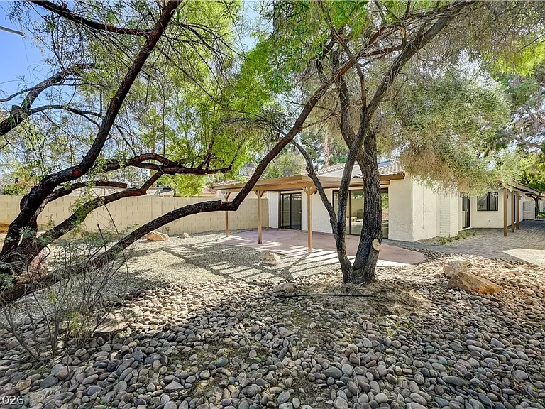 3420 Calle De Corrida — Photo 43
