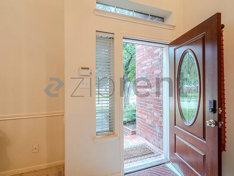 19927 Cypresswood Sq — Photo 5