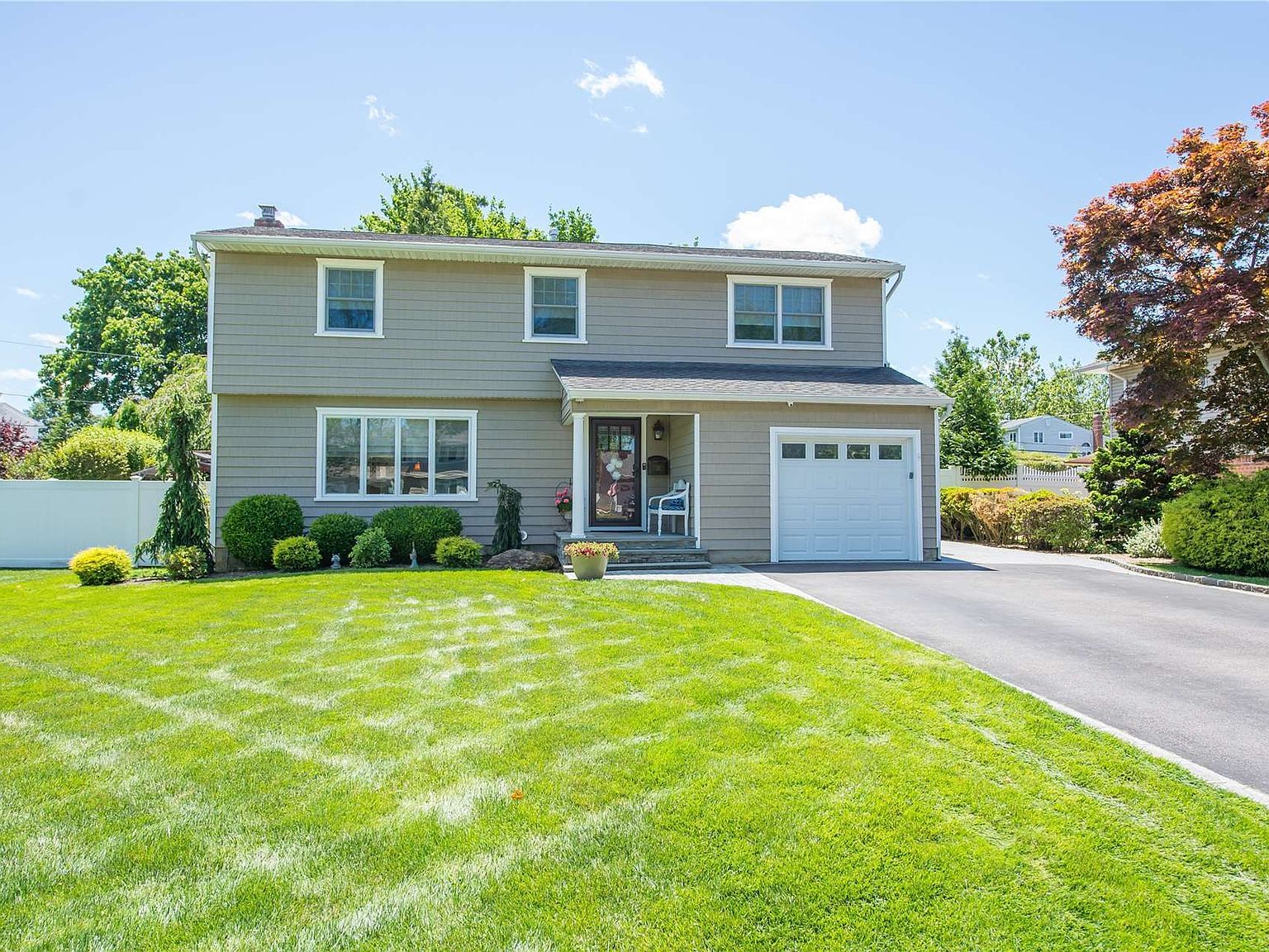 22 Seminole Drive, Commack, NY 11725 Zillow