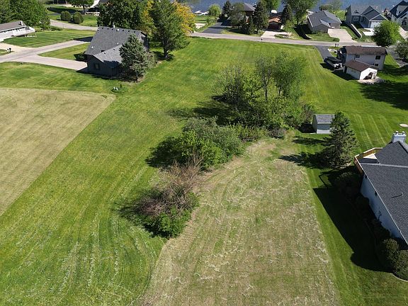 2nd image of 951 Lake Summerset Rd