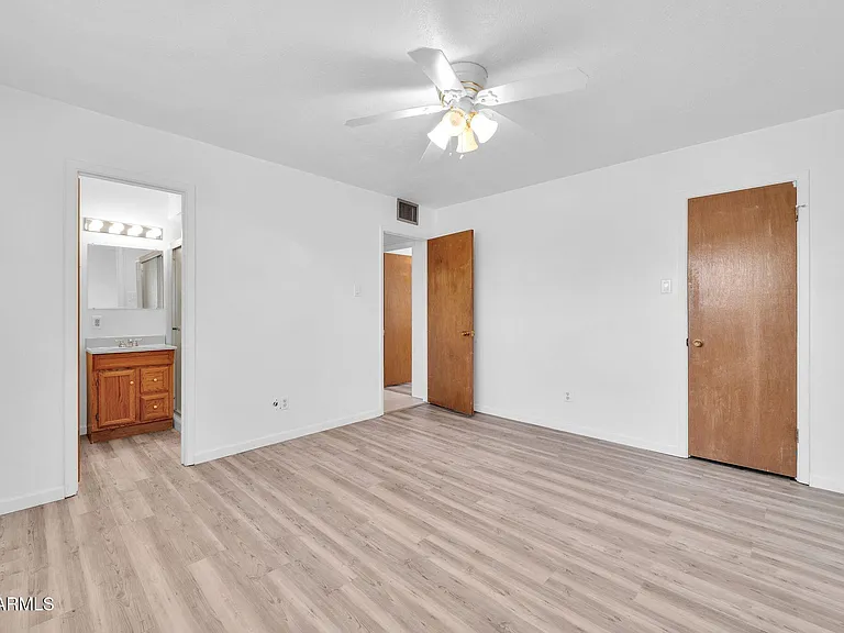 6420 E Windsor Ave — Photo 17
