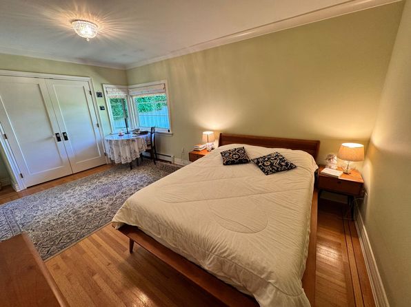 2 bedroom rental in West Vancouver — photo 16