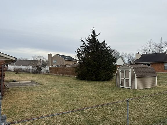 3rd image of 6524 Tulip Tree Ct