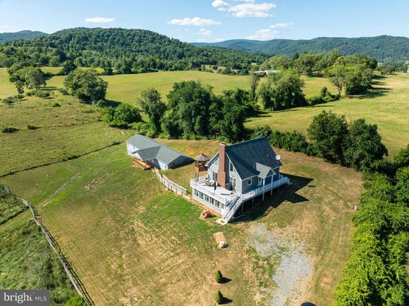 32 Old Hollow Rd, Sperryville, VA 22740