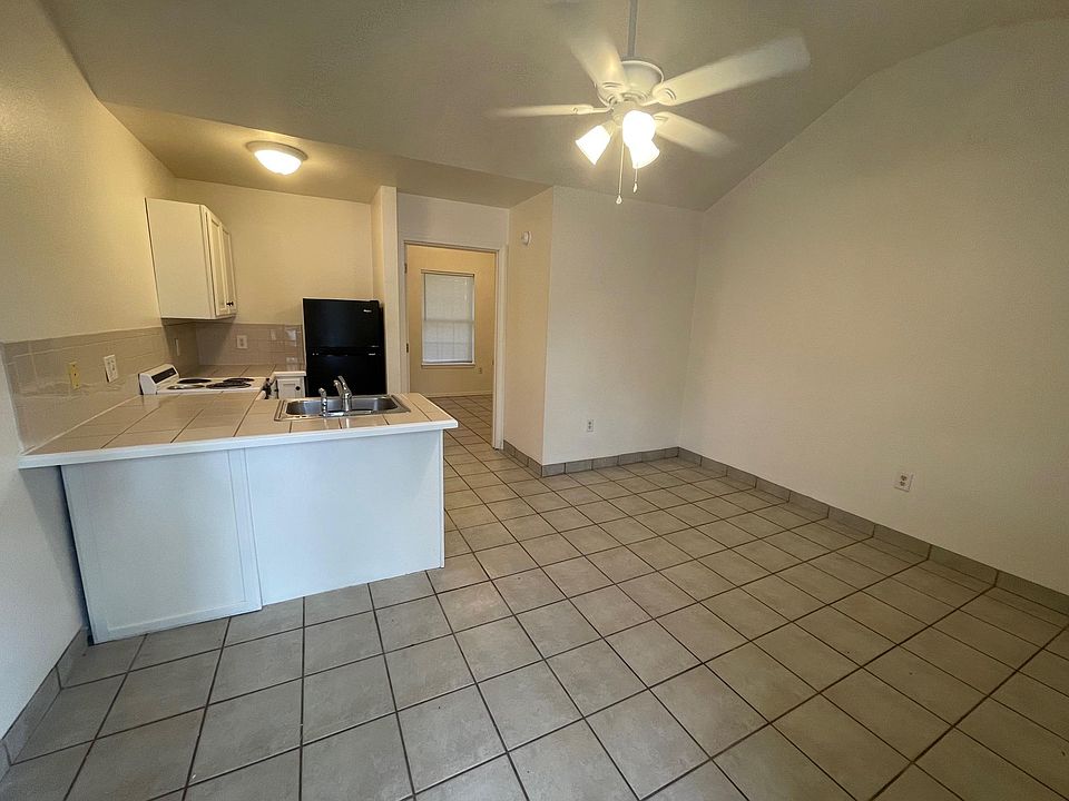 1st image of 2042 N Birch Ave