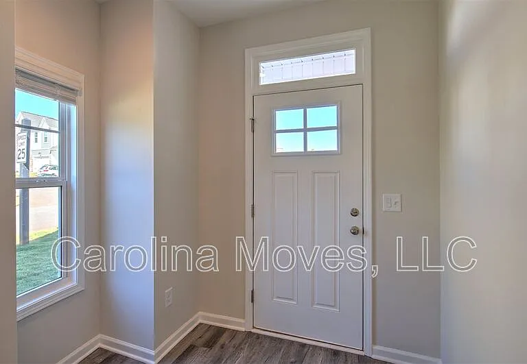 2 Sabine Leaf Ct — Photo 2