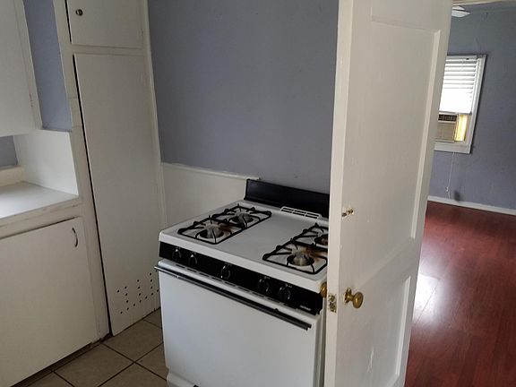 4th image of 109 S Findlay Ave #1/2