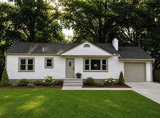 7626 Hardy St, Overland Park, KS 66204