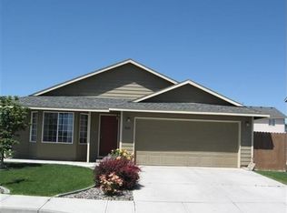 8311 Lopez Dr, Pasco, WA