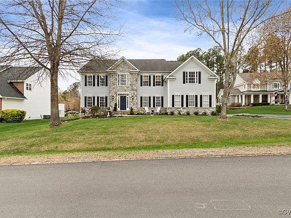 2nd image of 3 Torey Ct