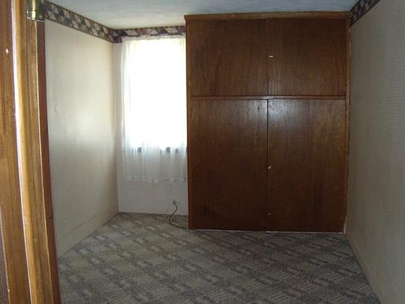 5th image of 508 N Walnut St