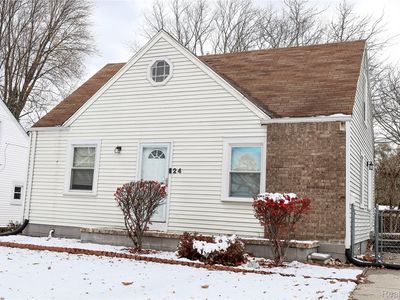 24 Alter Ct, Mount Clemens, MI, 48043