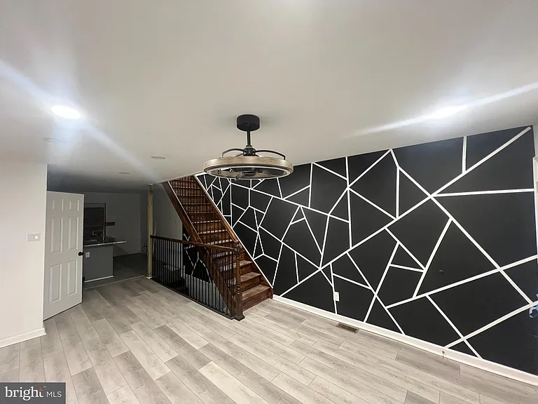 2145 N Dover St — Photo 1