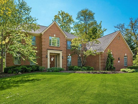 2nd image of 8338 Chippenham Dr