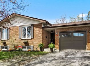2368 Mountland Dr, Peterborough, ON K9K 1W4