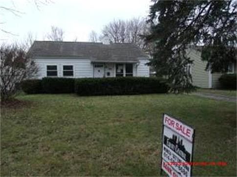5th image of 3180 Astor Ave