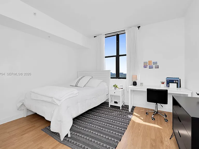 888 S Douglas Rd #910 — Photo 16