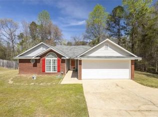 22 Redwood Dr, Phenix City, AL 36869