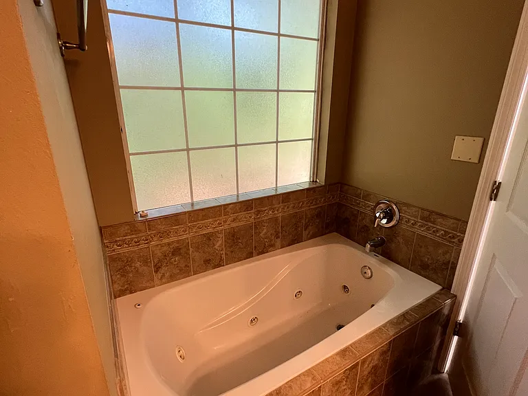 4585 Old Bainbridge Rd — Photo 29