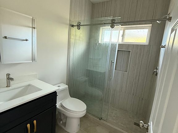 4th image of 20298 Williamsburg Ln #C