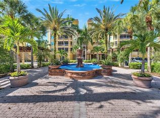 2738 Tiburon Blvd E APT 406, Naples, FL 34109