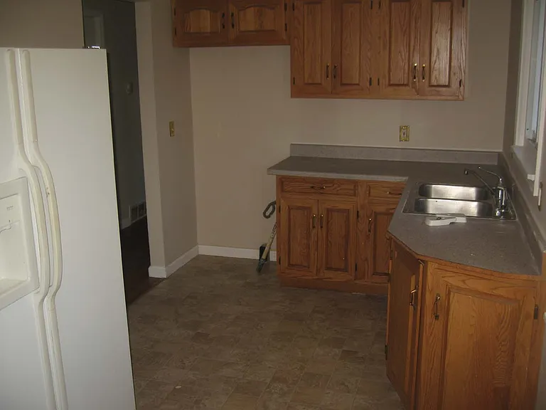 3401 Brae Burn Kitchen_12222016