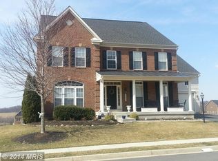 21031 Courtland Village Dr, Leesburg, VA 20175