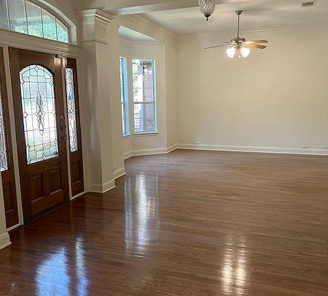 5th image of 10103 Brightling Ln