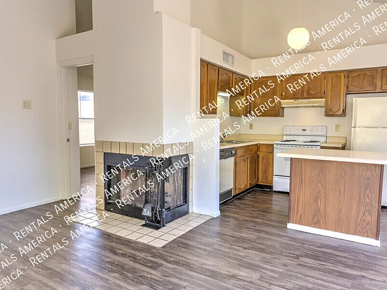 2950 W Avenida Destino — Photo 6