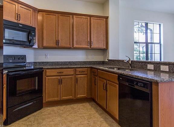 2nd image of 1419 Santiago Cir #1603