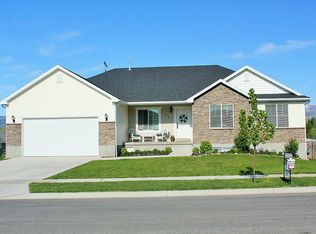 356 S 400 E, Hyrum, UT 84319